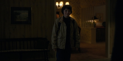 Stranger_Things_S01E03_mp48814.jpg