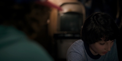 Stranger_Things_S01E04_mp41035.jpg