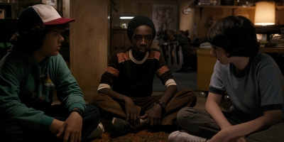 Stranger_Things_S01E04_mp41047.jpg