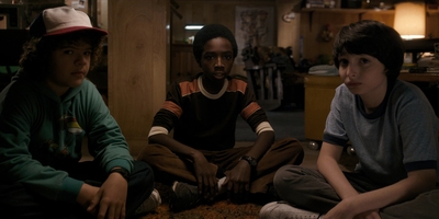 Stranger_Things_S01E04_mp41050.jpg