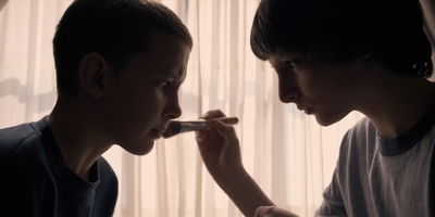 Stranger_Things_S01E04_mp41067.jpg