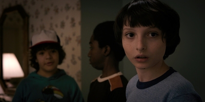 Stranger_Things_S01E04_mp41095.jpg