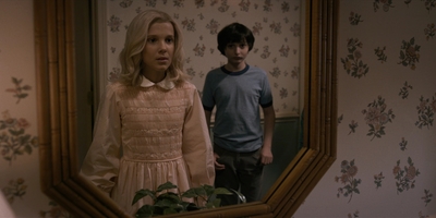 Stranger_Things_S01E04_mp41126.jpg