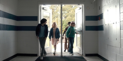 Stranger_Things_S01E04_mp41410.jpg