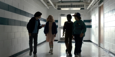 Stranger_Things_S01E04_mp41414.jpg