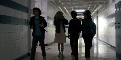 Stranger_Things_S01E04_mp41418.jpg
