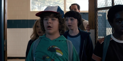 Stranger_Things_S01E04_mp41493.jpg