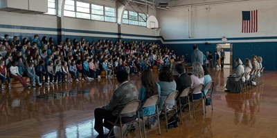 Stranger_Things_S01E04_mp41500.jpg
