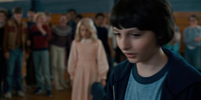 Stranger_Things_S01E04_mp41869.jpg