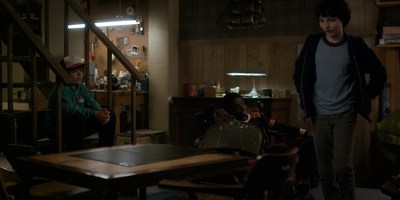 Stranger_Things_S01E05_mp43183.jpg