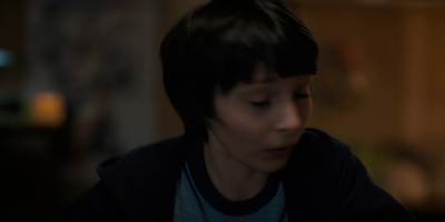 Stranger_Things_S01E05_mp43203.jpg