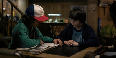 Stranger_Things_S01E05_mp43273.jpg