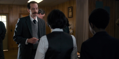 Stranger_Things_S01E05_mp43943.jpg