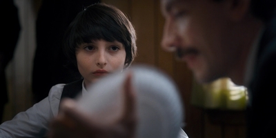Stranger_Things_S01E05_mp43999.jpg