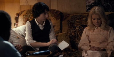 Stranger_Things_S01E05_mp44236.jpg