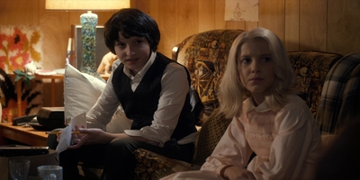 Stranger_Things_S01E05_mp44244.jpg