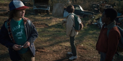 Stranger_Things_S01E05_mp45130.jpg