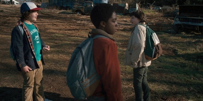 Stranger_Things_S01E05_mp45140.jpg
