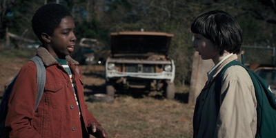 Stranger_Things_S01E05_mp45297.jpg