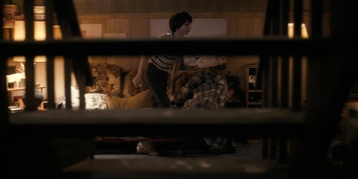 Stranger_Things_S01E06_mp46348.jpg