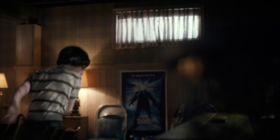 Stranger_Things_S01E06_mp46352.jpg