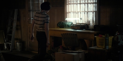 Stranger_Things_S01E06_mp46361.jpg