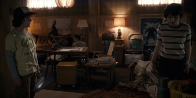 Stranger_Things_S01E06_mp46633.jpg