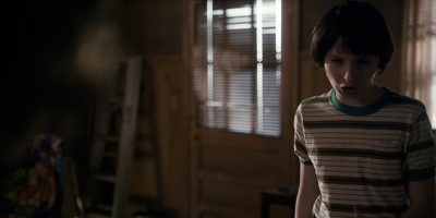 Stranger_Things_S01E06_mp46645.jpg