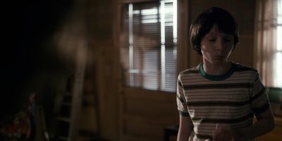Stranger_Things_S01E06_mp46647.jpg
