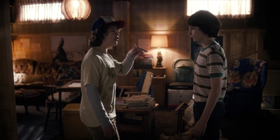 Stranger_Things_S01E06_mp46653.jpg