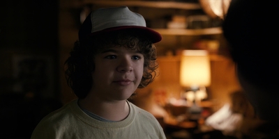Stranger_Things_S01E06_mp46657.jpg