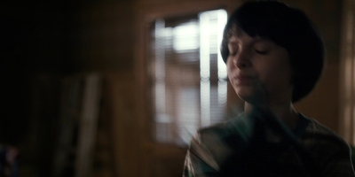 Stranger_Things_S01E06_mp46682.jpg