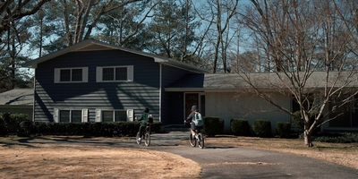 Stranger_Things_S01E06_mp46815.jpg