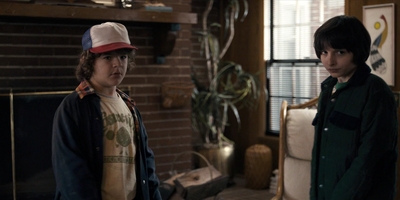 Stranger_Things_S01E06_mp46926.jpg