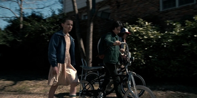 Stranger_Things_S01E06_mp48440.jpg