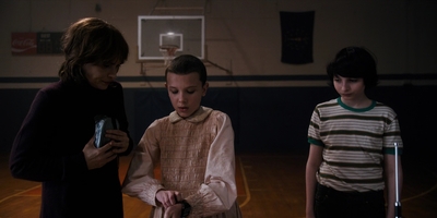 Stranger_Things_S01E07_mp41851.jpg