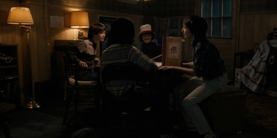 Stranger_Things_S01E08_mp45030.jpg
