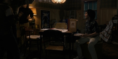 Stranger_Things_S01E08_mp45046.jpg