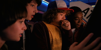 Stranger_Things_S02E01_mp40394.jpg