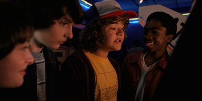 Stranger_Things_S02E01_mp40409.jpg
