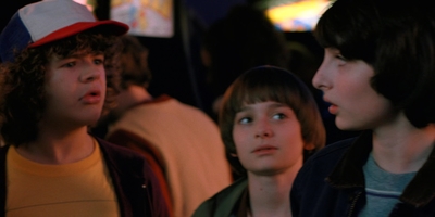 Stranger_Things_S02E01_mp40442.jpg