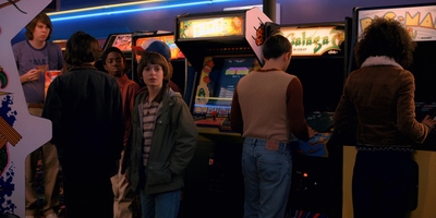 Stranger_Things_S02E01_mp40460.jpg