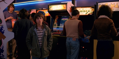Stranger_Things_S02E01_mp40462.jpg