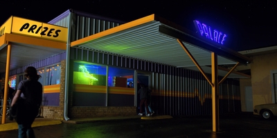 Stranger_Things_S02E01_mp40528.jpg