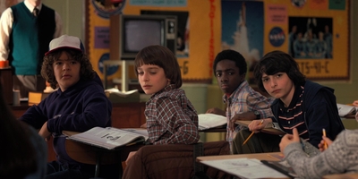 Stranger_Things_S02E01_mp40926.jpg