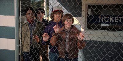 Stranger_Things_S02E01_mp41205.jpg