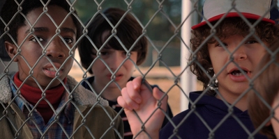 Stranger_Things_S02E01_mp41220.jpg