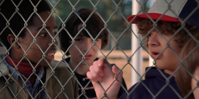 Stranger_Things_S02E01_mp41222.jpg
