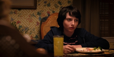 Stranger_Things_S02E01_mp41835.jpg