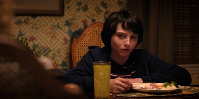 Stranger_Things_S02E01_mp41836.jpg